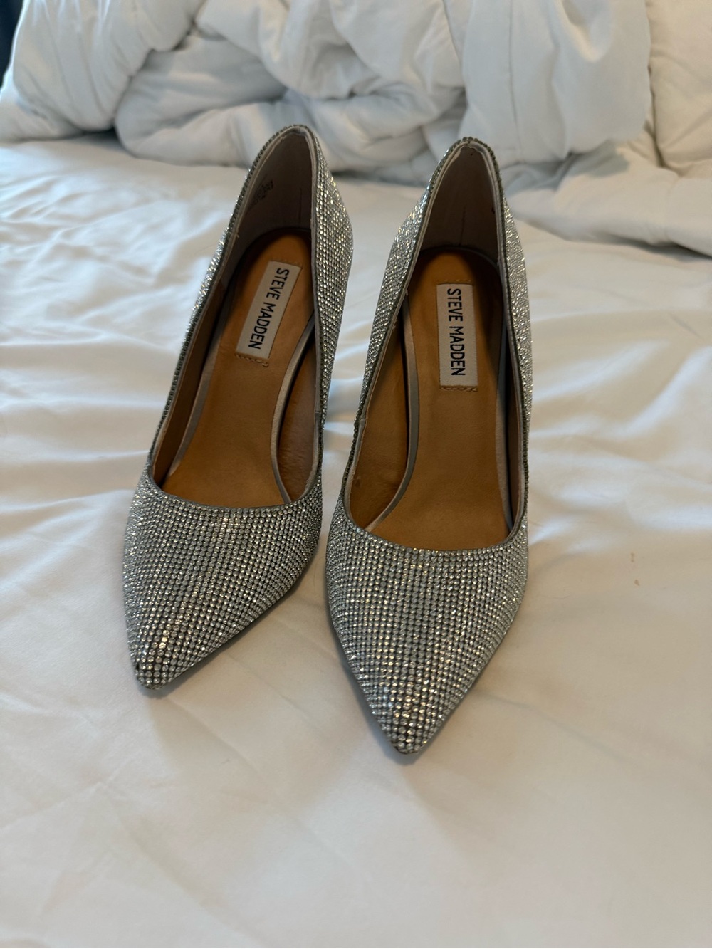 Steve Madden Silver Crystal Embellished Pointed Pumps